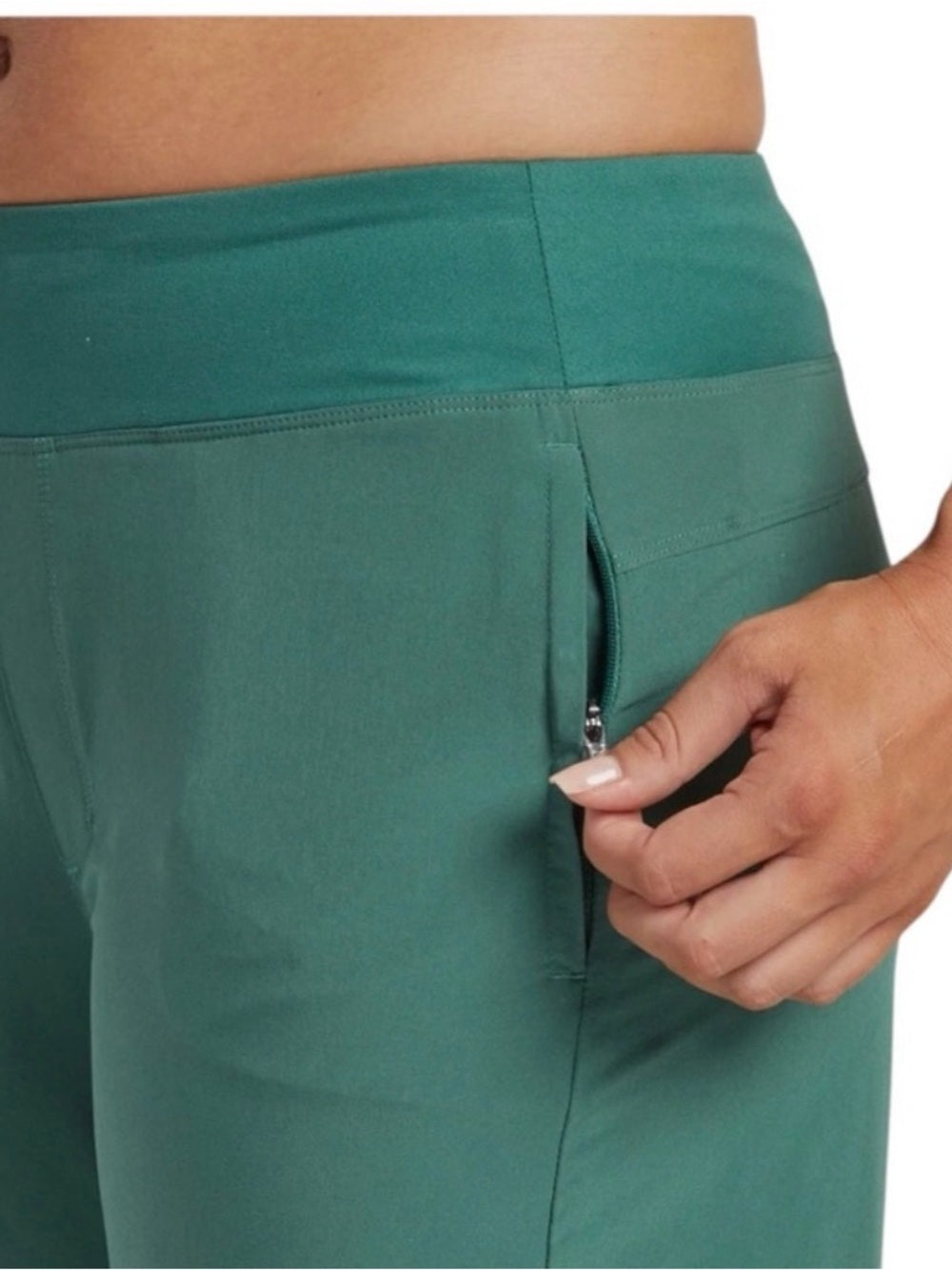 KORSA Cruise 7-Inch Pine Green Running Shorts
