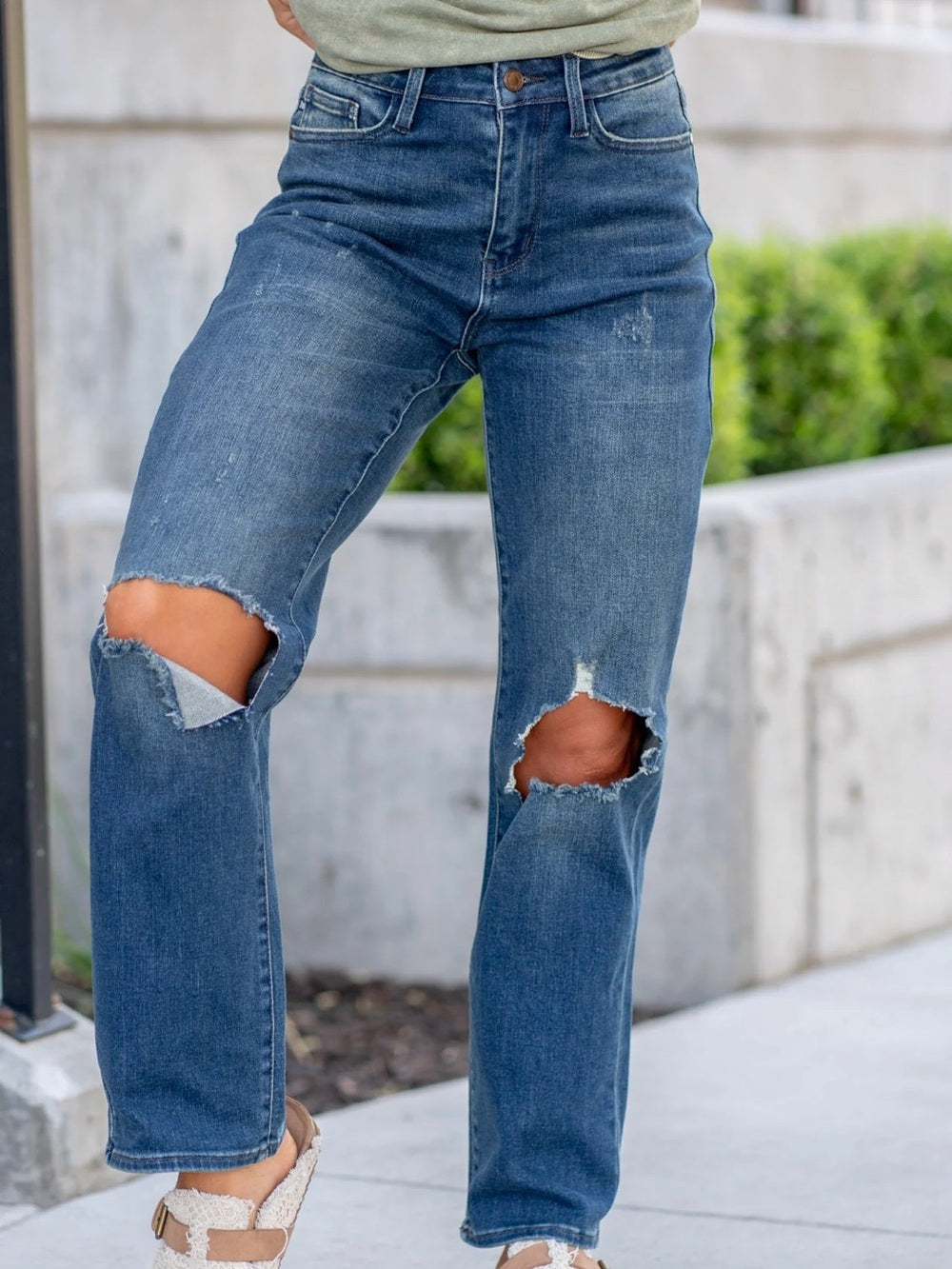 Judy Blue Friday Night Ripped Dad Fit Jeans