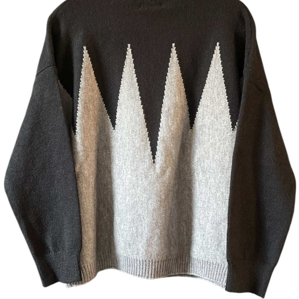 Oceanus Black and Gray Tassel Colorblock Sweater