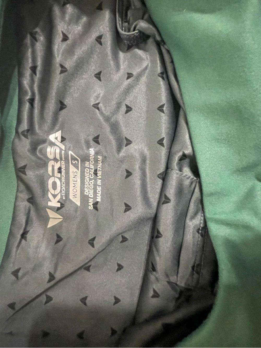 KORSA Cruise 7-Inch Pine Green Running Shorts